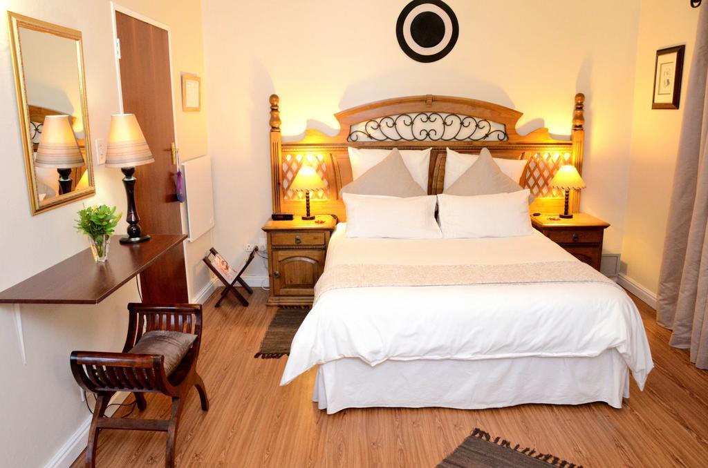 סטלנבוש Simonsberg Guest House חדר תמונה